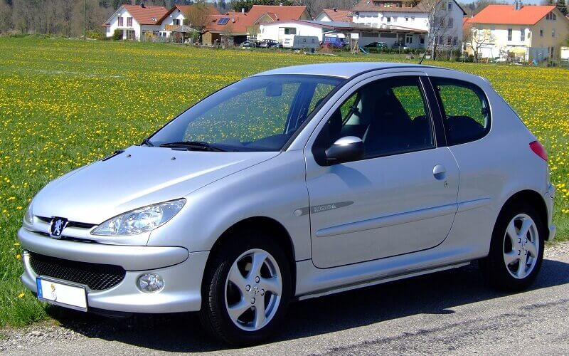 تجربه رانندگی با پژو 206