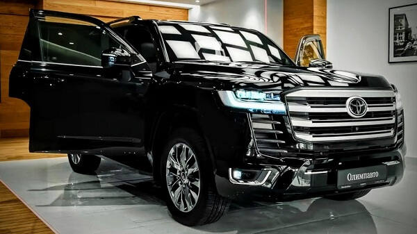 خودرو لندکروز ساخت کدام کشور است؟