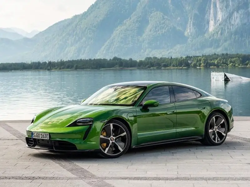 مزایای اجاره پورشه در کیش نسبت به دیگر خودروها