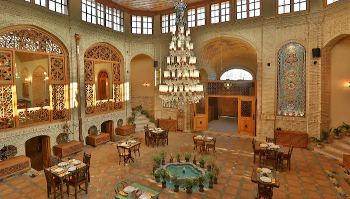 vakil-o-altojjar-restaurant-tehran2